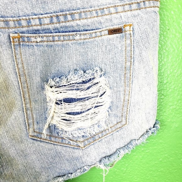 Obey Propaganda Distressed Cutoff Lace Short shorts size 28 - Picture 5 of 11